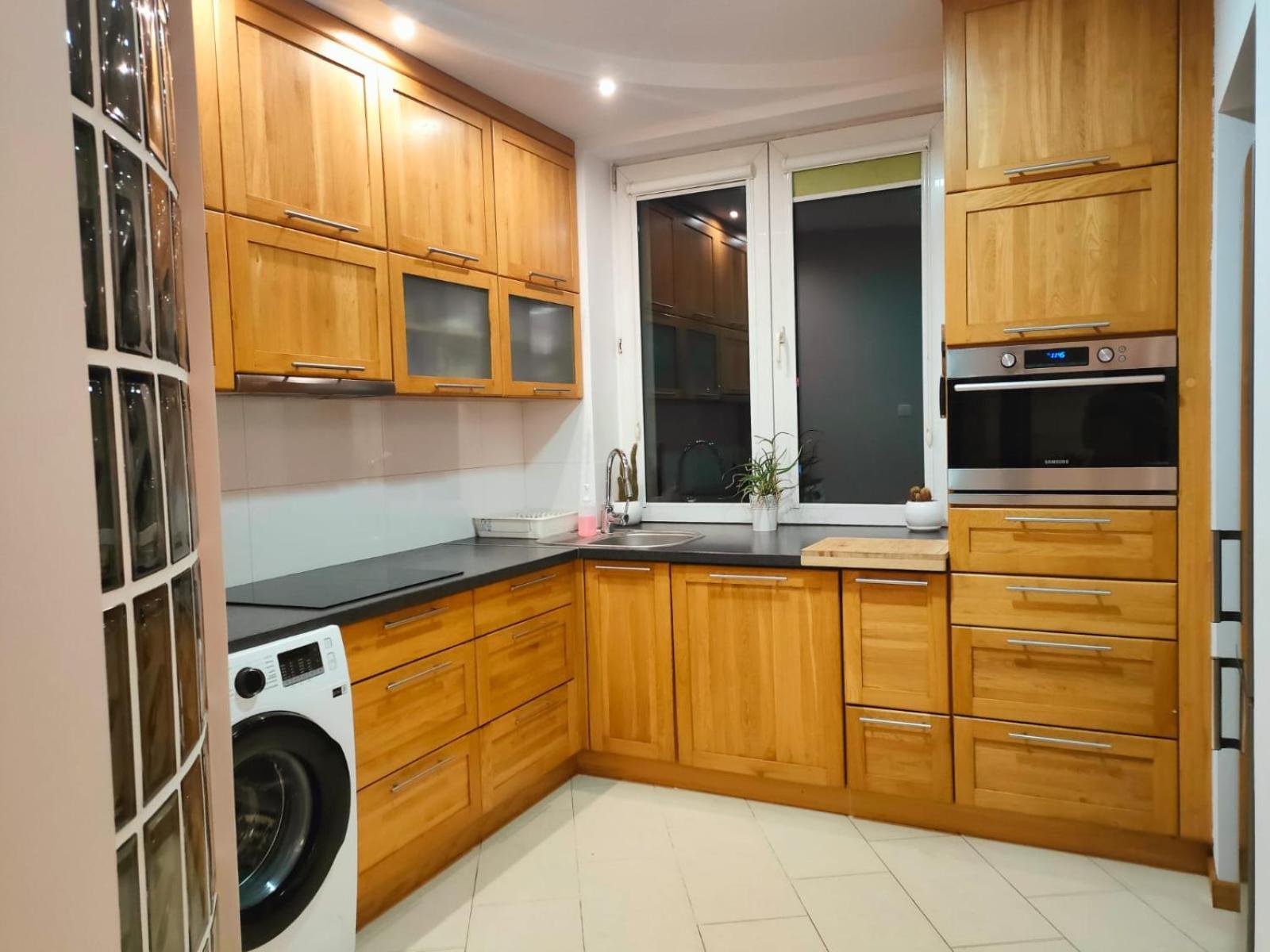 Przy Operze Apartment *